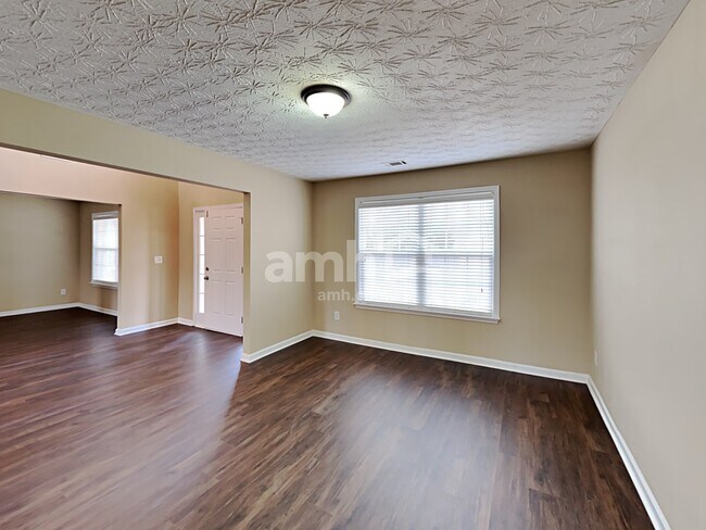 Foto del edificio - 2431 Lance Ridge Way