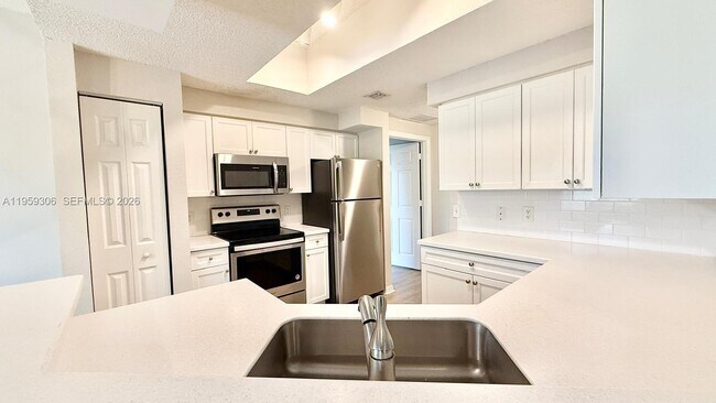 Building Photo - 2730 Anzio Ct