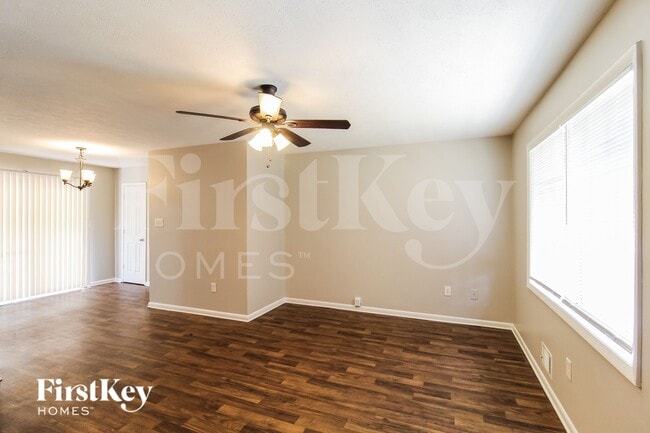 Foto del edificio - 1021 Meadowbrook Ln NW