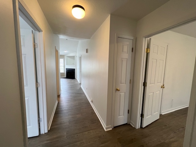 Building Photo - 434 Fernway Dr