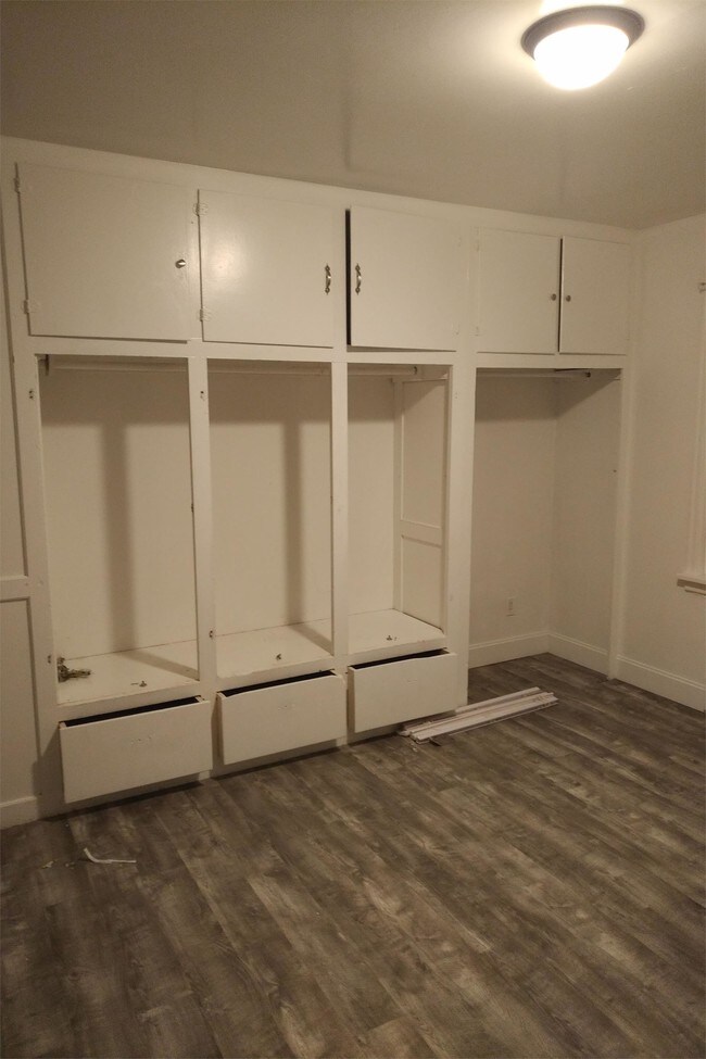 Foto del edificio - 860 N Grant Ave