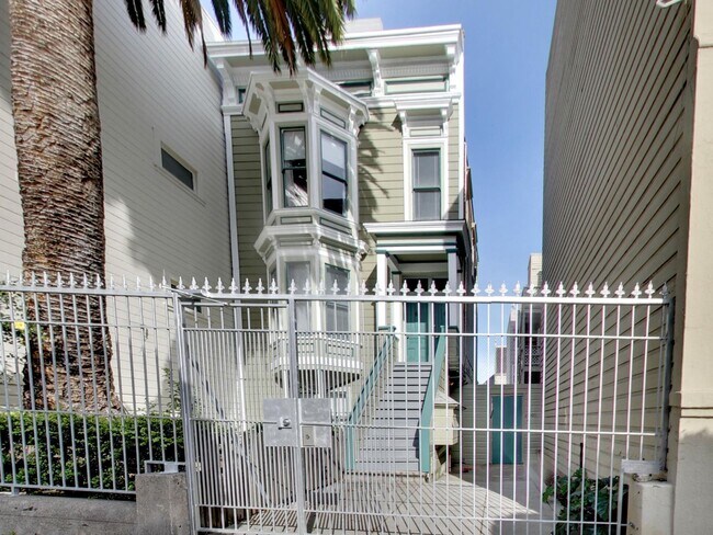 Foto del edificio - 1730 Pacific Ave