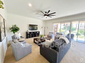 Building Photo - 76675 Sandpiper Dr