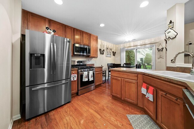 Foto del edificio - 650 Hawley Dr