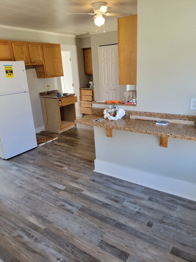Cocina - 125 Neil St