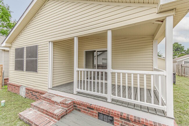 Foto del edificio - 10210 Berrypatch Ln