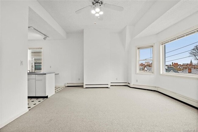 Building Photo - 54 Wildey St