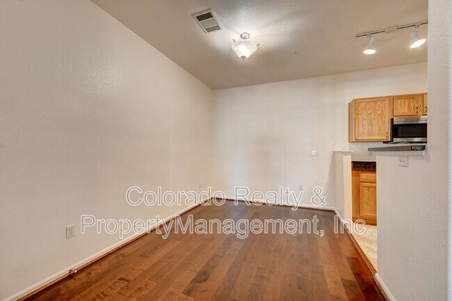 Building Photo - 1509 S Florence Ct