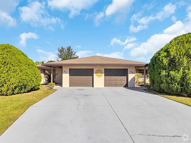 Building Photo - 378 Dundee Dr