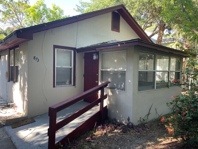 Foto del edificio - 873 10th Ave S