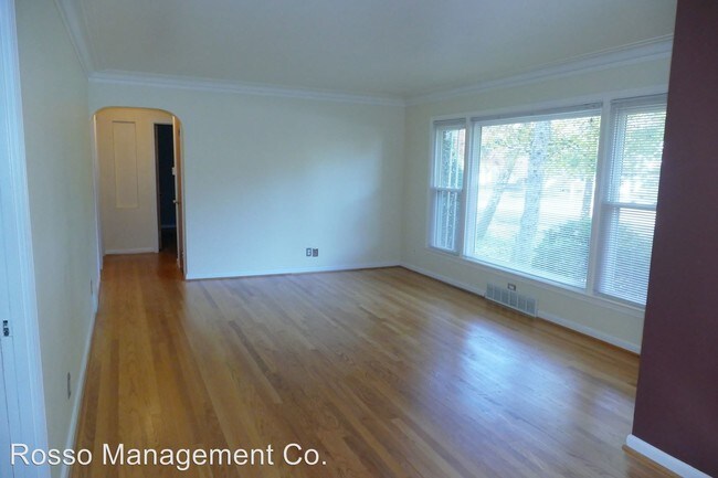 Building Photo - 2 br, 1 bath House - 2711 CROOKS ROAD