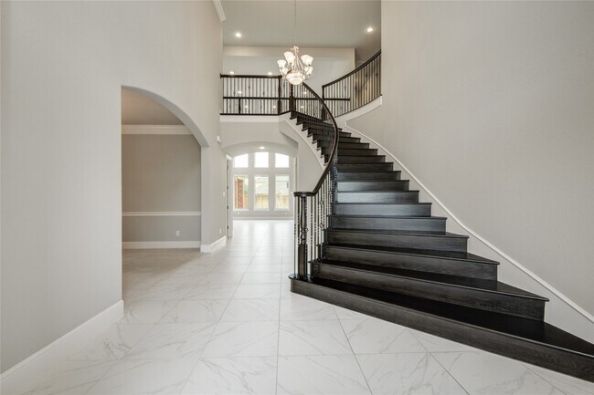 Foto del edificio - 26510 Crimson Bluff Ln