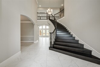 Building Photo - 26510 Crimson Bluff Ln