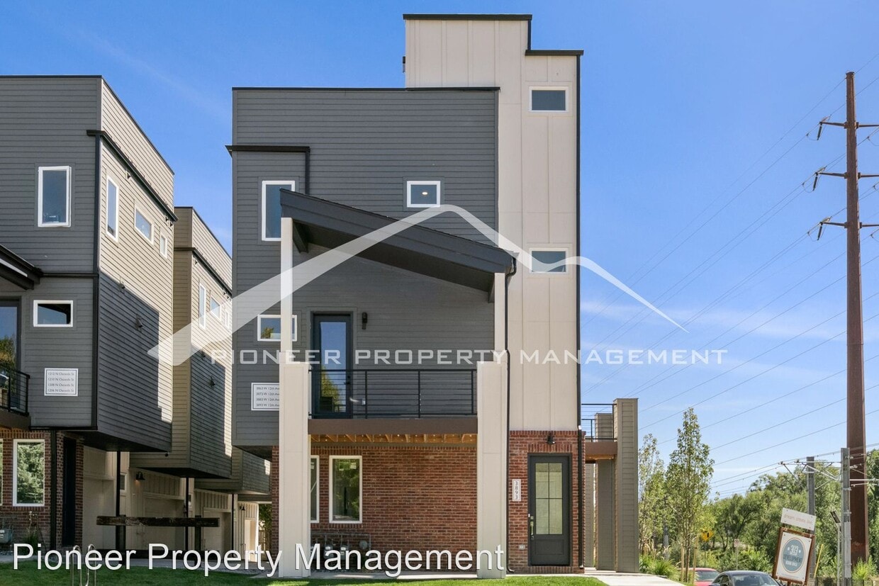 Primary Photo - 2 br, 3 bath House - 3893 W 12th Ave