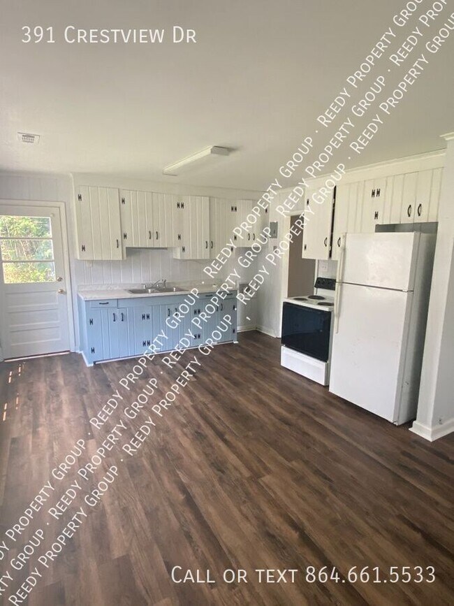 Foto del edificio - 391 Crestview Dr