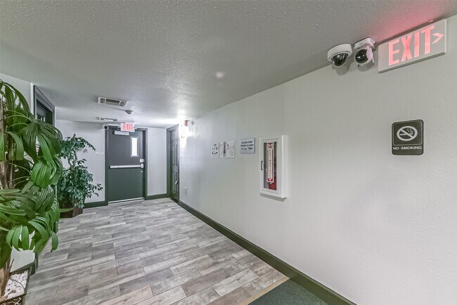 Foto del edificio - 1025 Swanson St