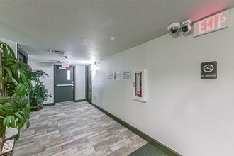 Building Photo - 1025 Swanson St