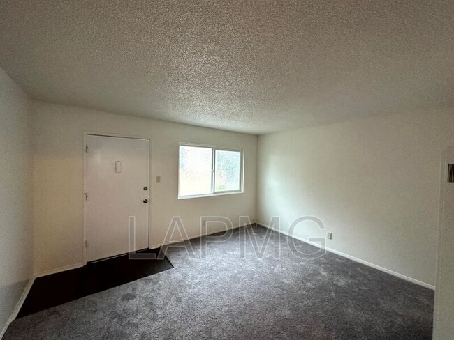 Foto del edificio - 169 W 42nd St