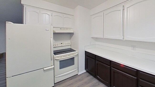 Building Photo - 1314 Tierra Dr NE