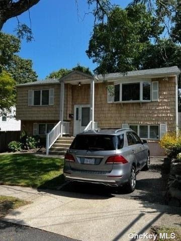 Primary Photo - 32 Penny Dr