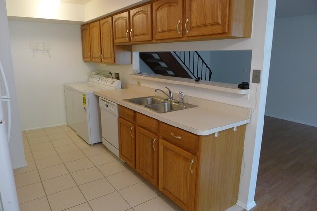Building Photo - 1124 Bunker Hill Ct