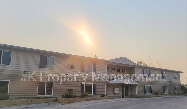 Building Photo - 5000 4th Ave N