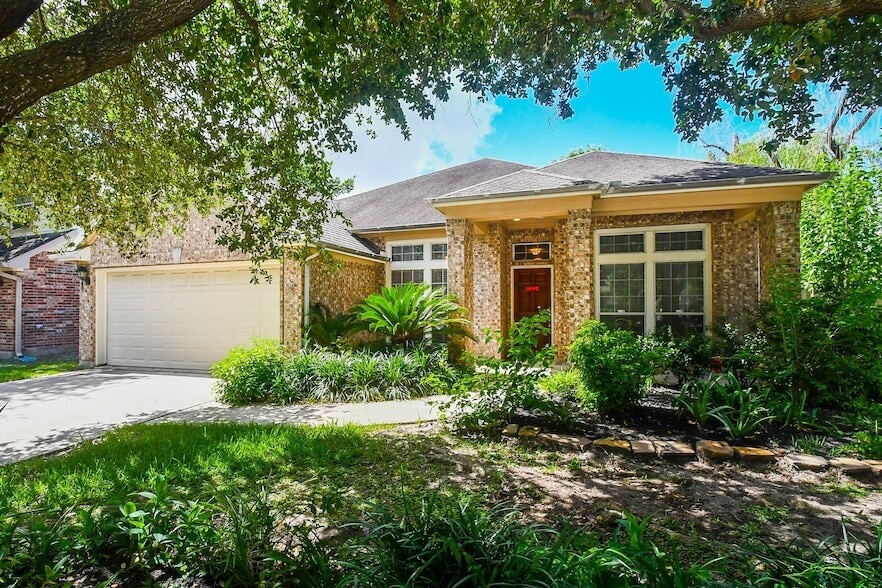 Primary Photo - 7835 Stone Oak Ct
