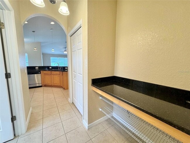 Building Photo - 140 Mandolin Dr