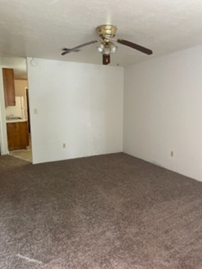 Foto del edificio - 2914 Greenon Ln