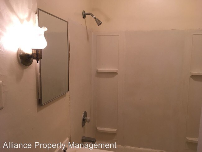 Foto del edificio - 7112 Decatur Rd