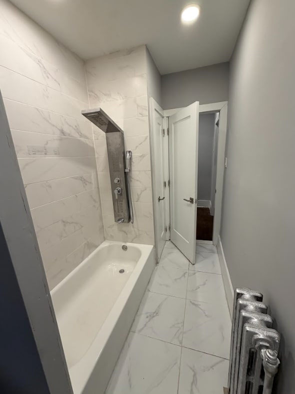 Foto del edificio - 6102 McCallum St