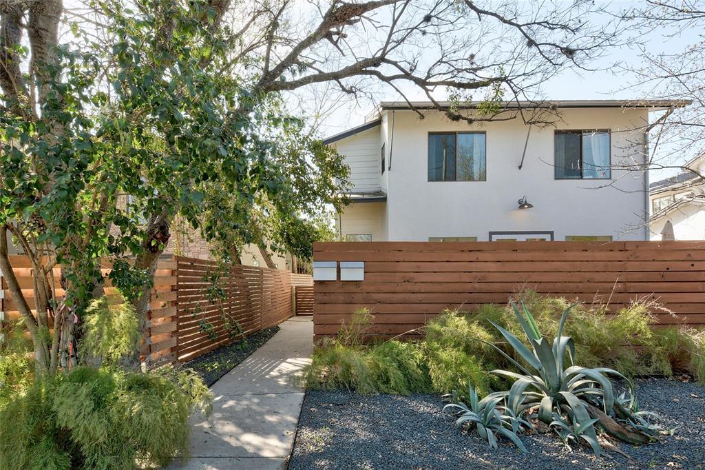 Foto principal - 2205 Thornton Rd