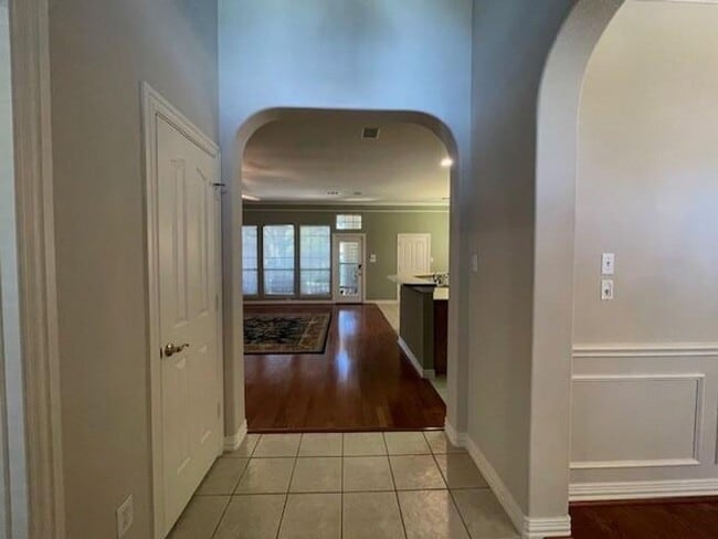 Foto del edificio - 3710 White River Dr