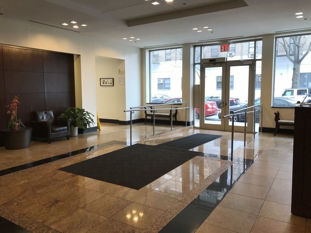 Foto principal - 304 W 117th St