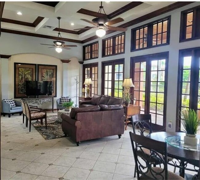 Foto del edificio - 4197 N Haverhill Rd