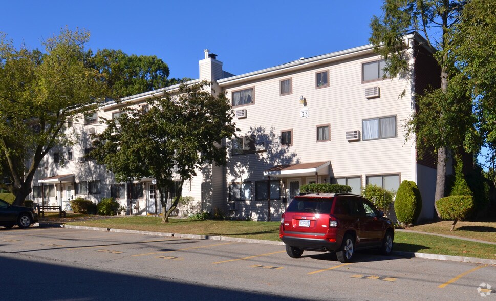 Springvale Apartments 55 + Apartments Rentals Croton on Hudson, NY