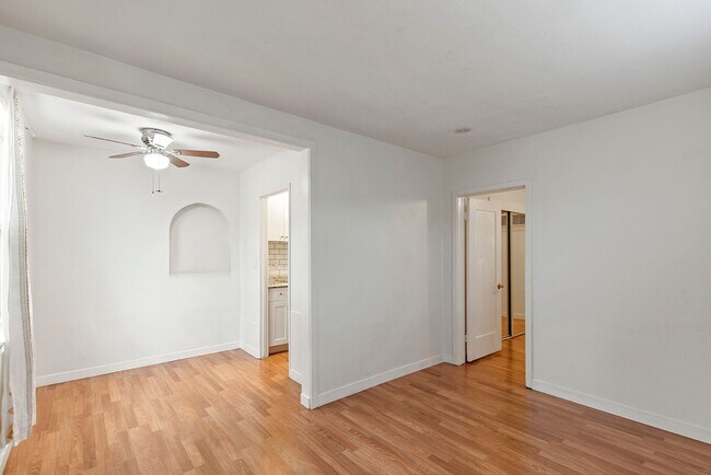 Foto del edificio - 4025 La Salle St