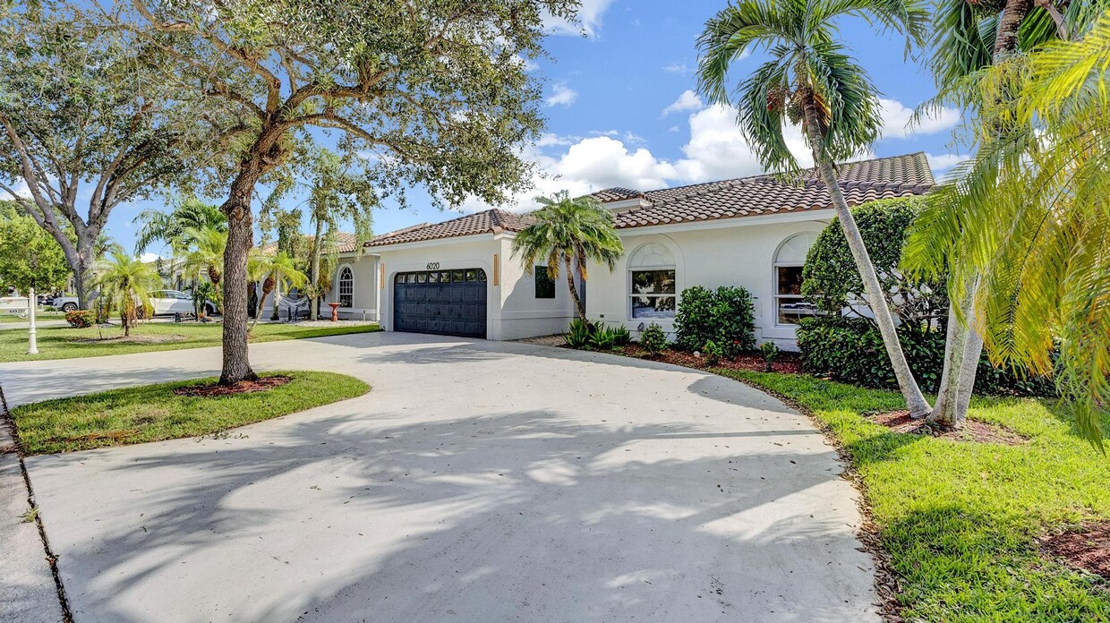 Foto principal - 6020 NW 72nd Ct