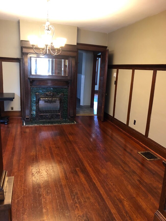 Foto del edificio - 434 Potomac Ave