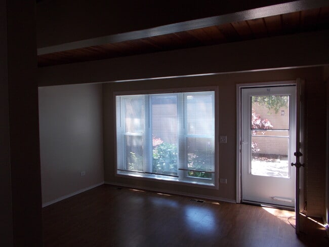living room - 930 E Shady Way