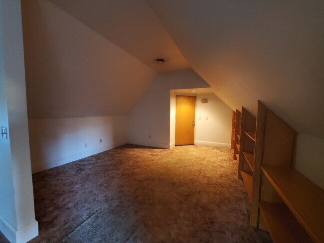 Living room - 1324 Liberty St