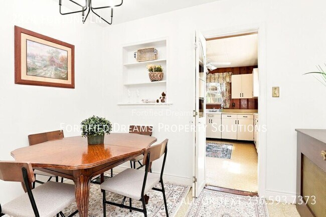Foto del edificio - 2324 Fortune Ln