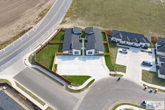 Foto del edificio - 3508 Hidalgo Cir