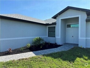 Building Photo - 916 Apple Ave
