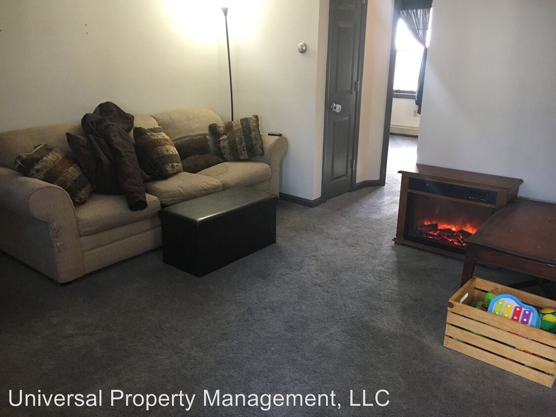 Foto principal - 100 NE Pond Rd