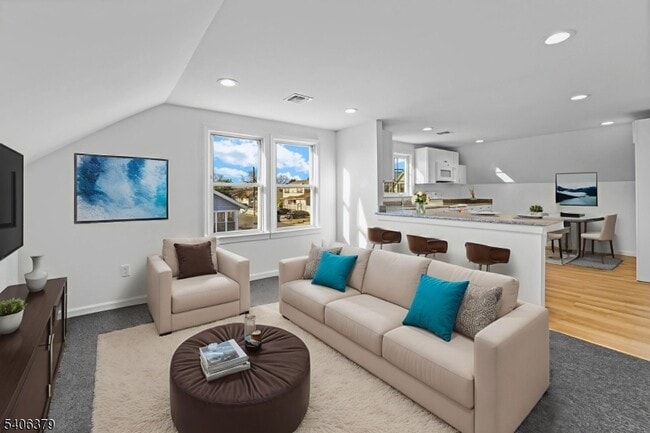 Foto del edificio - 43 Hillcrest Ave