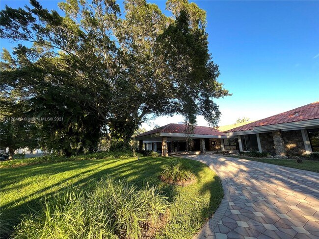 Building Photo - 16200 Saddle Club Rd