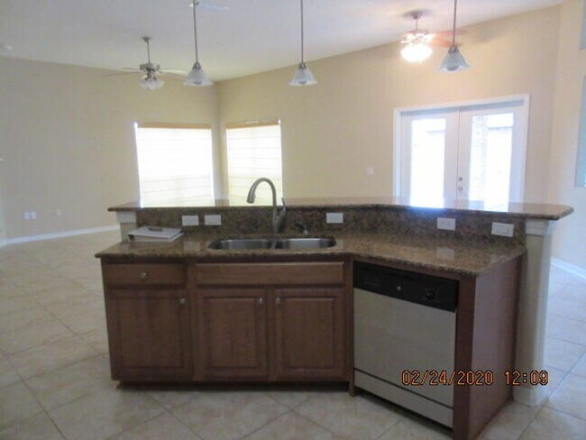 Foto del edificio - Spacious Home in Navarre!