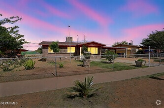 Building Photo - 10350 Kellogg St