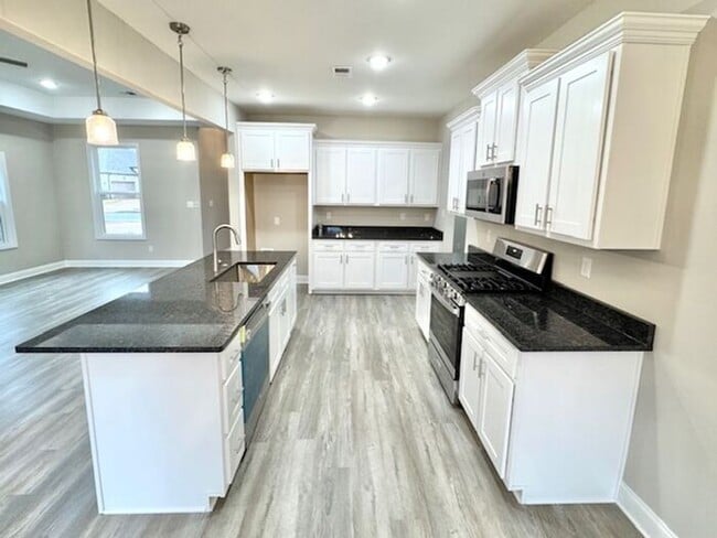 Foto del edificio - Now Leasing a Brand New 4-Bedroom 2.5 Bath Home In Cordova off of Houston Levee and Walnut Grove.